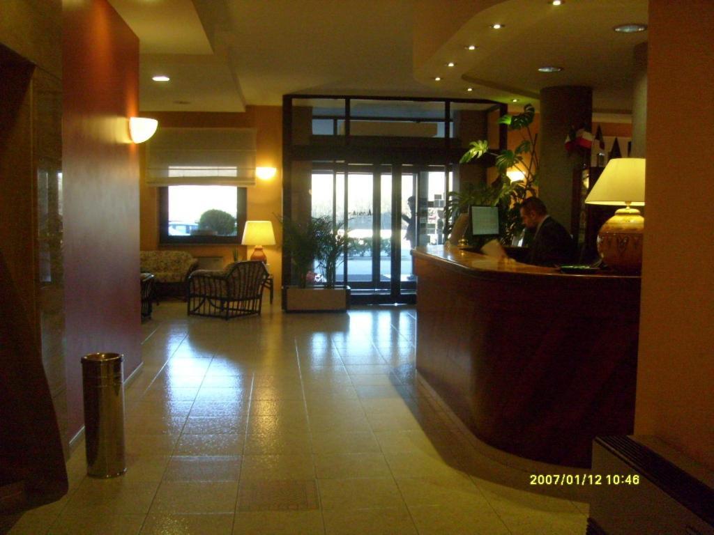 Hotel Des Alpes Rosta Exterior foto